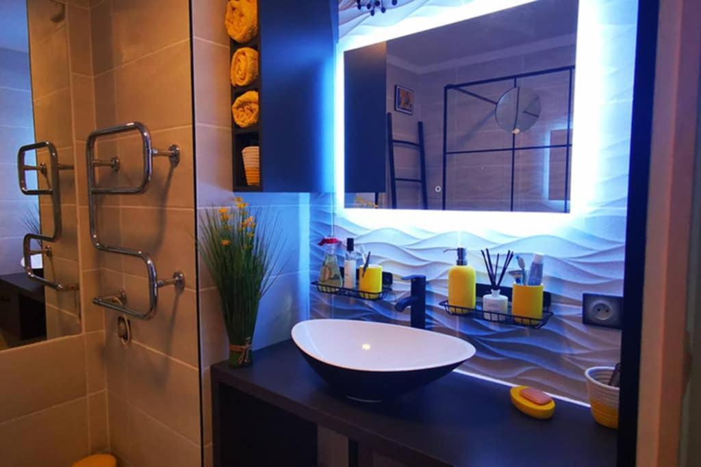 פרפיניין Appartement Premium, Proche Faculte & Centre Ville Ideal Digital Nomad מראה חיצוני תמונה